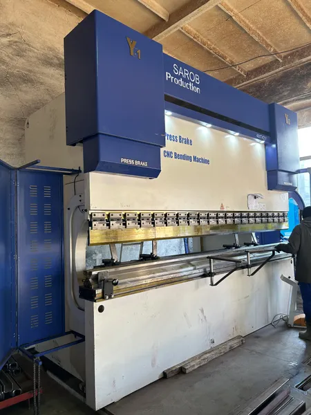 CNC Bending Machine